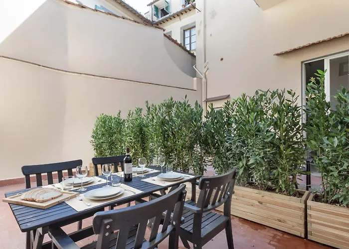 Florence-taddea Terrace Daire Floransa